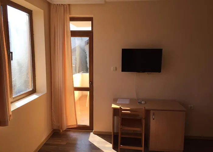 Afrodita 招待所 2*